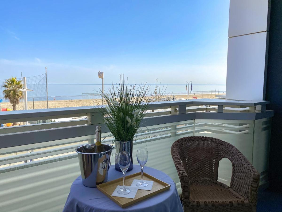 Club Hotel Riccione Zewnętrze zdjęcie
