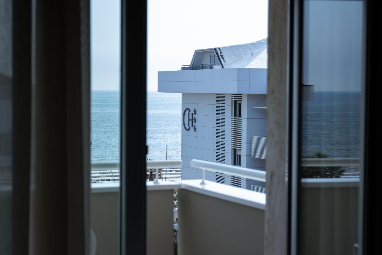 Club Hotel Riccione Zewnętrze zdjęcie